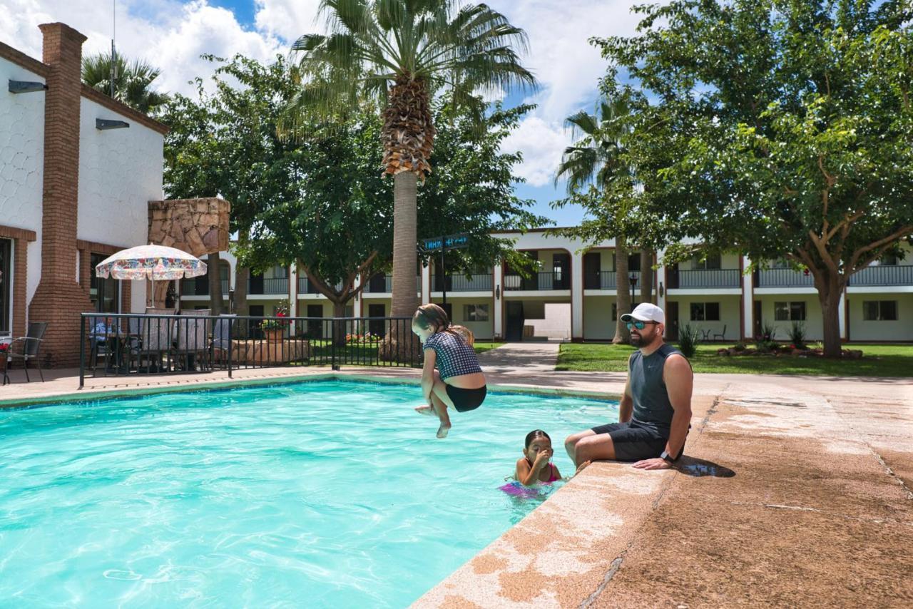 Hotel Hacienda Nuevo Casas Grandes Εξωτερικό φωτογραφία