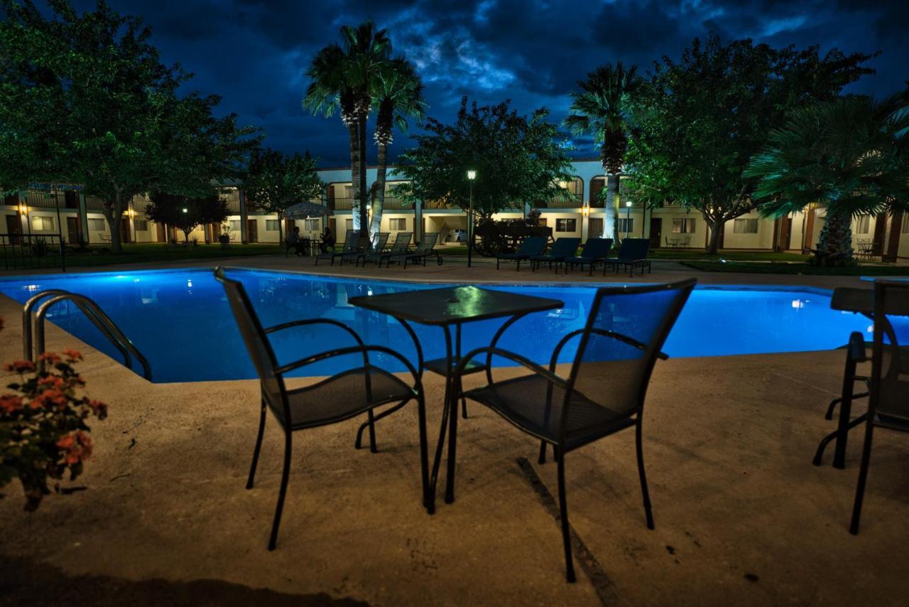 Hotel Hacienda Nuevo Casas Grandes Εξωτερικό φωτογραφία
