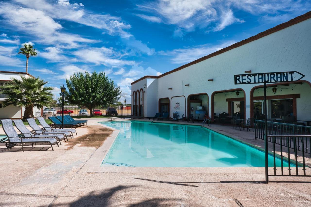 Hotel Hacienda Nuevo Casas Grandes Εξωτερικό φωτογραφία